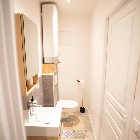 Appartement A Vienne Exterior photo
